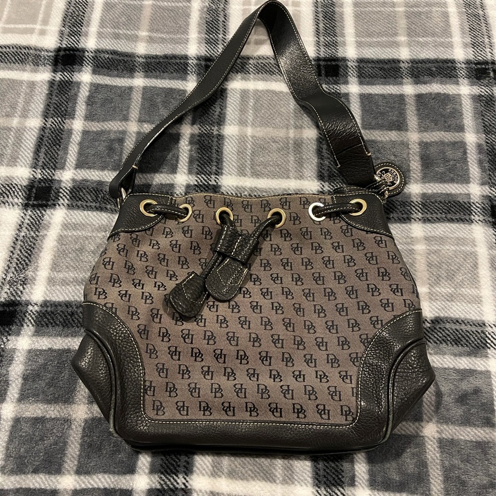 Dooney and Bourke purse
